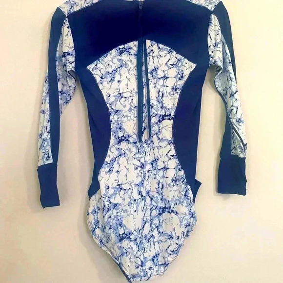 Long Sleeve tart swim Blue Bathing suit - Picture 2 of 4